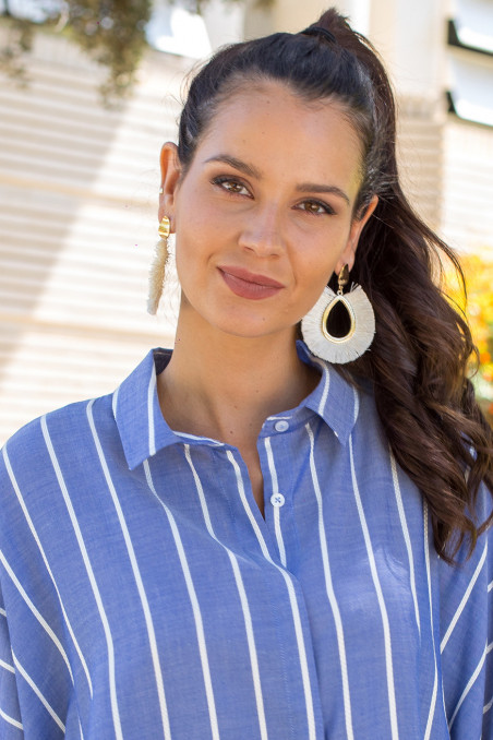 Blusón unitalla corto con cuello camisero y manga francesa con lazos Blusón unitalla corto con cuello camisero y manga francesa con lazos